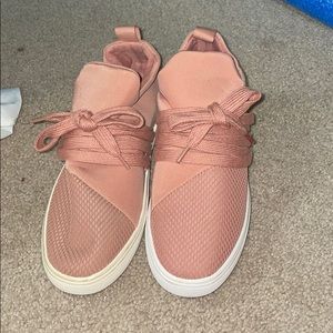 Steve Madden sneakers
